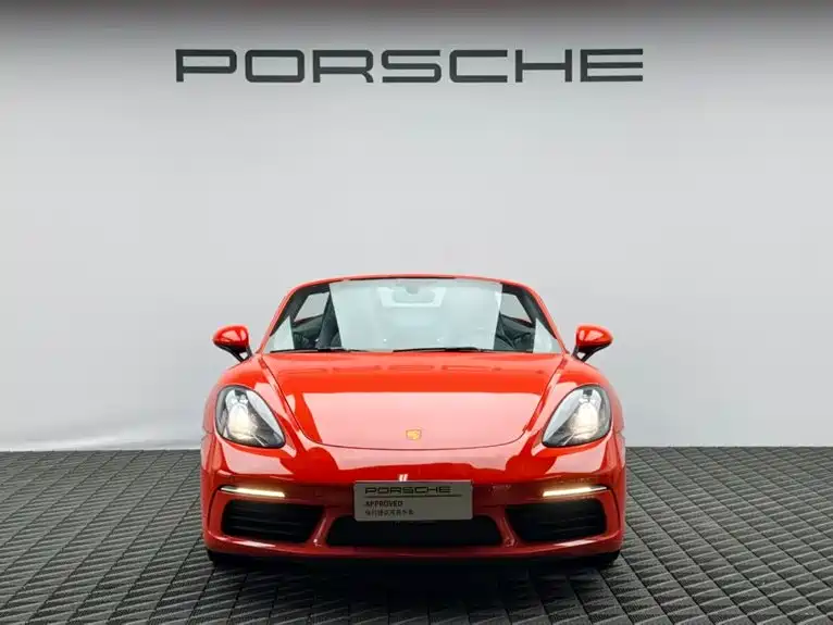 Porsche 718 2020 Boxster 2.0T фото 2