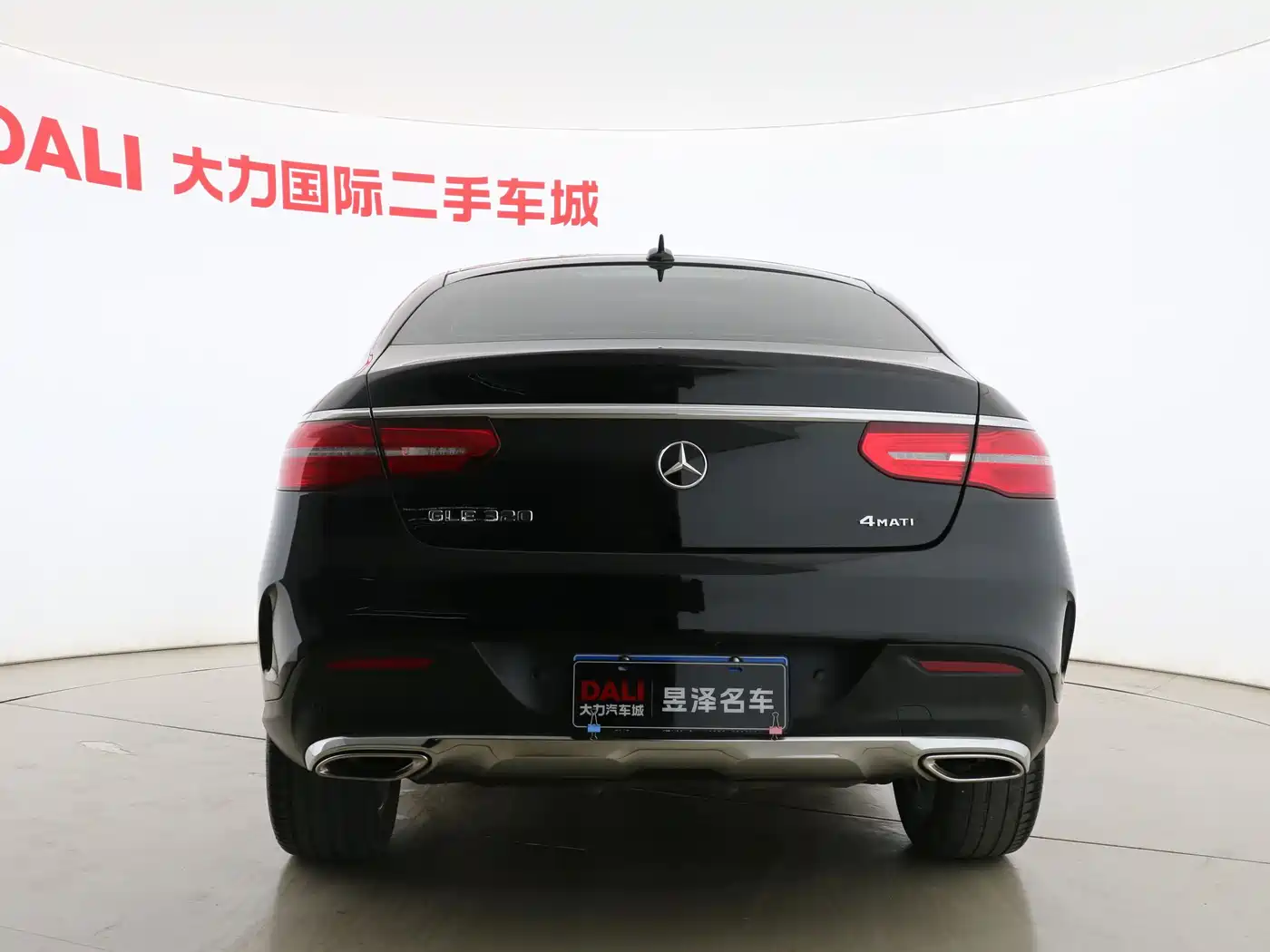 Mercedes-Benz GLE Coupe 2017 GLE 320 4MATIC Coupe SUV фото 10
