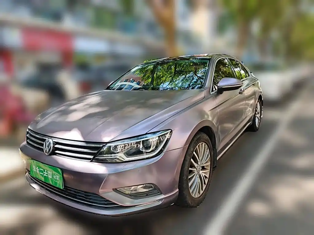 Фото 2 - Volkswagen Lamando