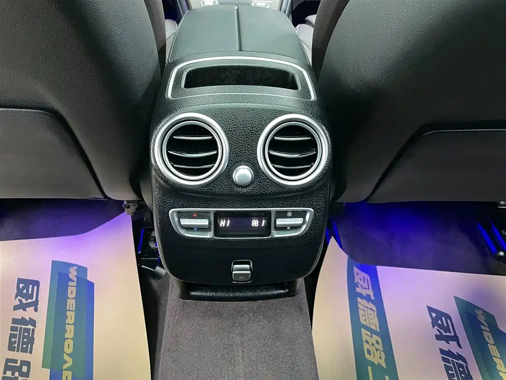 Mercedes-Benz GLC 2021 GLC 260 L 4MATIC Luxury фото 20