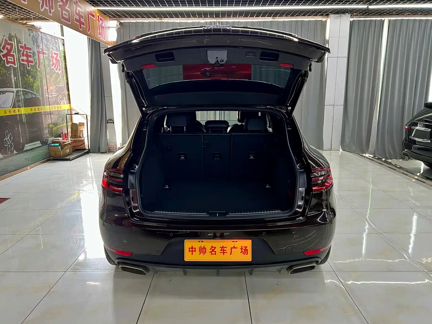 Porsche Macan 2016 Macan 2.0T фото 8
