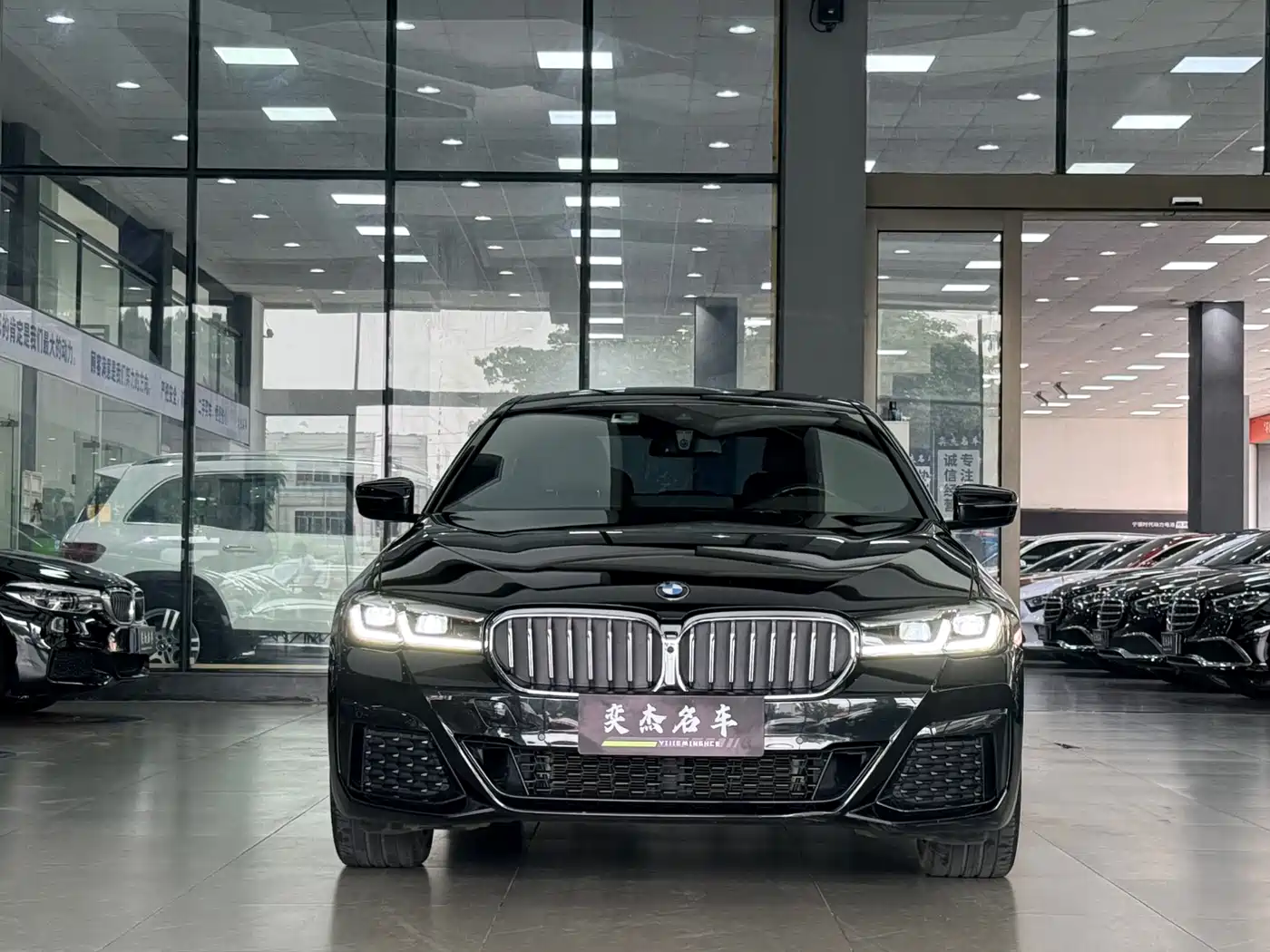 BMW 5 Series 2022 Facelift 530Li Premium M Sport Package фото 2