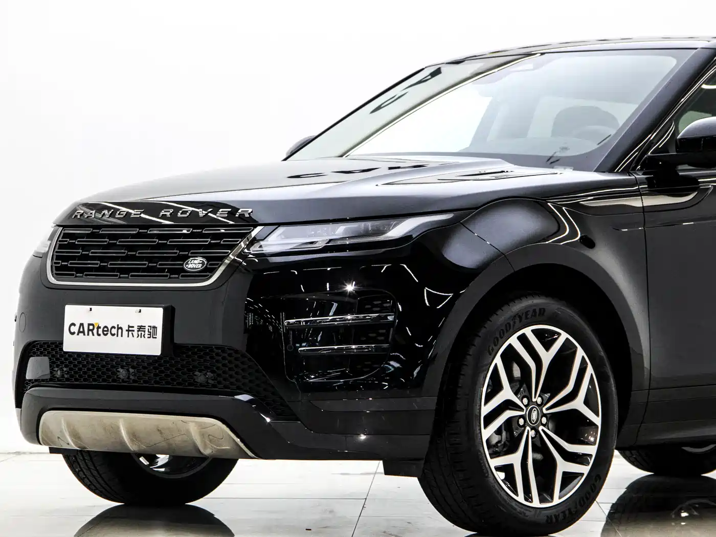 Land Rover Range Rover Evoque 2024 Range Rover Evoque L 249PS Light Master Edition фото 21