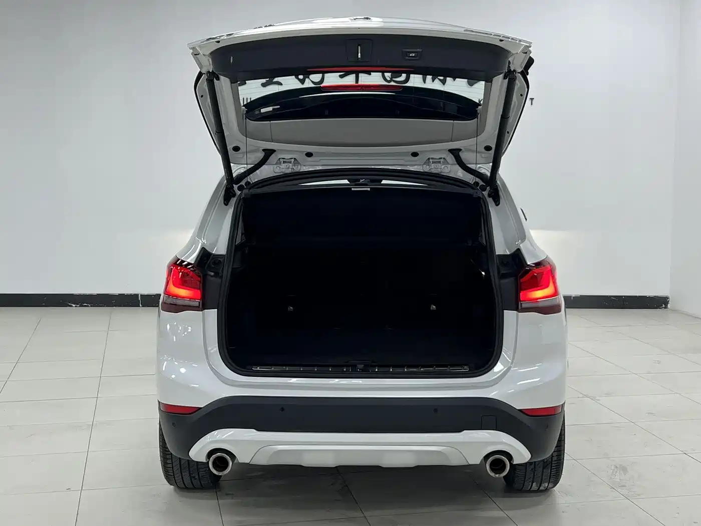 BMW X1 2022 sDrive20Li Fashion фото 12