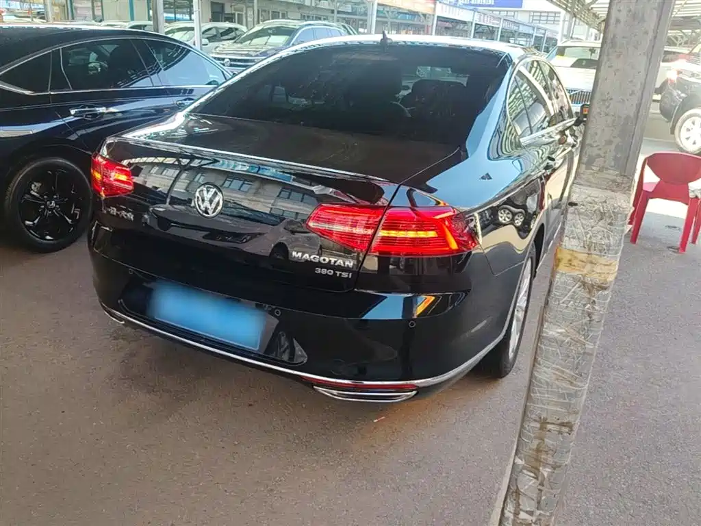 Volkswagen Magotan 2019 380TSI DSG Luxury Class China VI фото 7