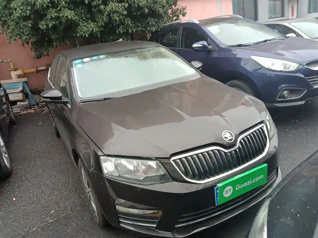 Škoda Octavia 2017 Classic 1.6L Automatic Comfort фото 22