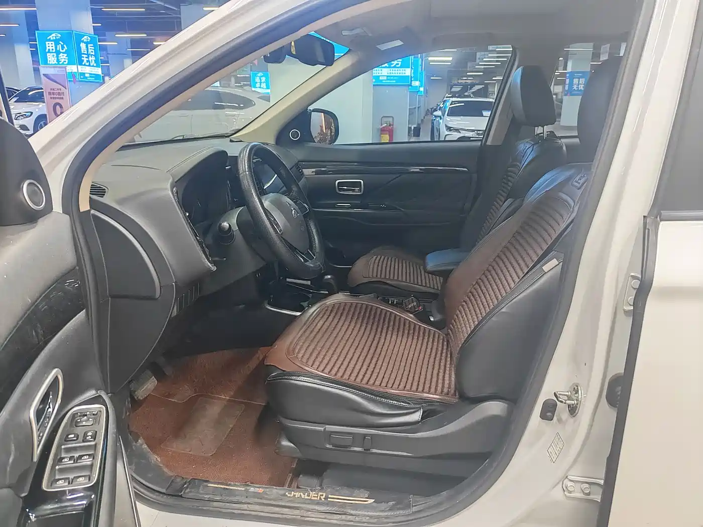Mitsubishi Outlander 2019 2.0L 2WD Enjoy 5-Seater China VI фото 6