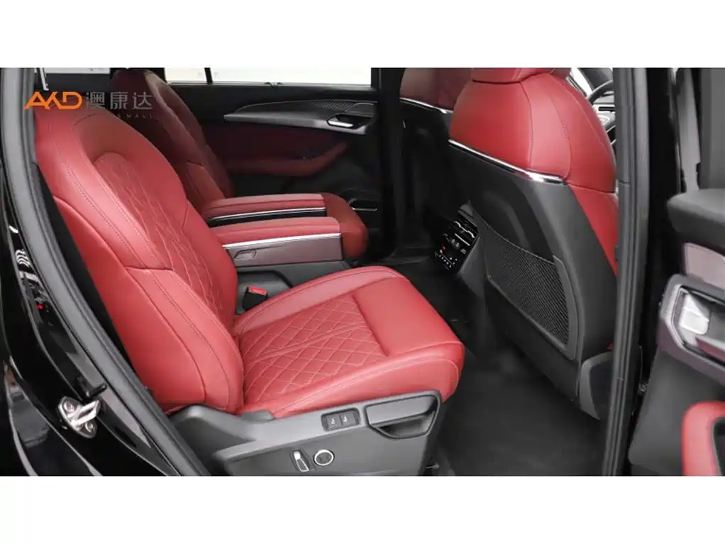 Audi Q6 2024 45 TFSI quattro Black Warrior Edition 6-seater фото 8
