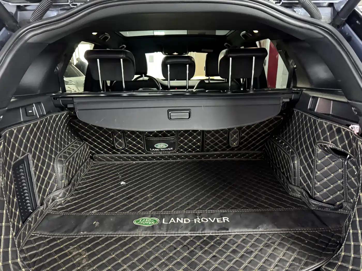 LAND ROVER DISCOVER SPORTS