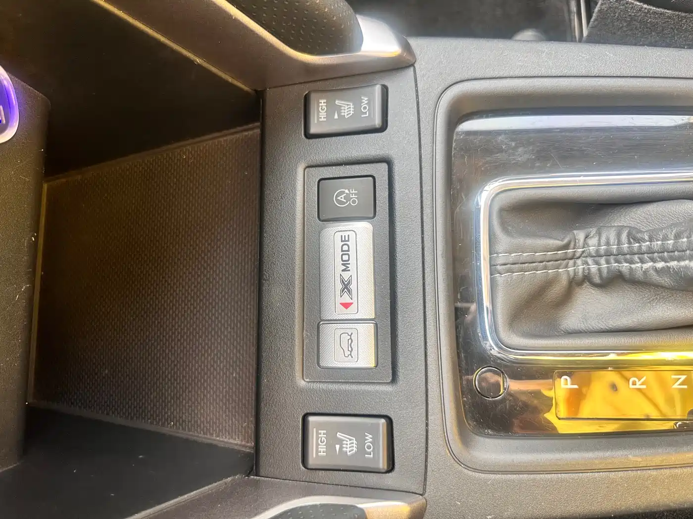 Subaru Forester 2018 2.0i Fashion Navigation Edition фото 11