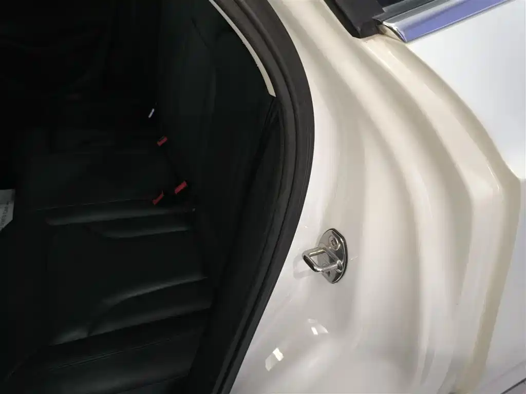 Audi Q3 2017 30 TFSI Style фото 13