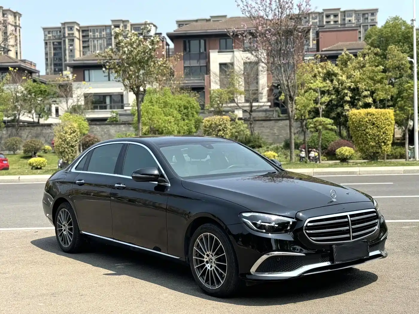  E CLASS