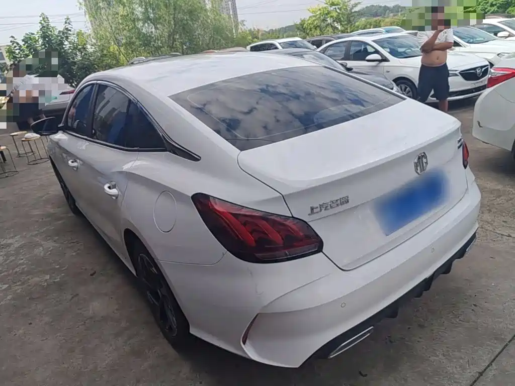 MG MG5 2024 2023 180DVVT CVT Luxury Edition