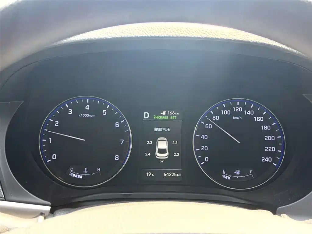 Hyundai Mistra 2019 1.8L Automatic DLX Premium China VI фото 12