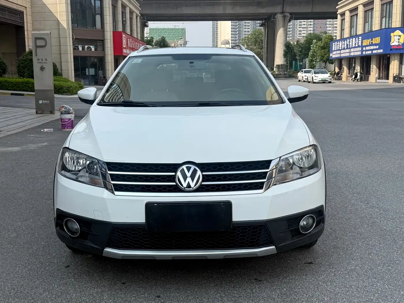 Volkswagen Gran Lavida 2014 1.4TSI DSG фото 2