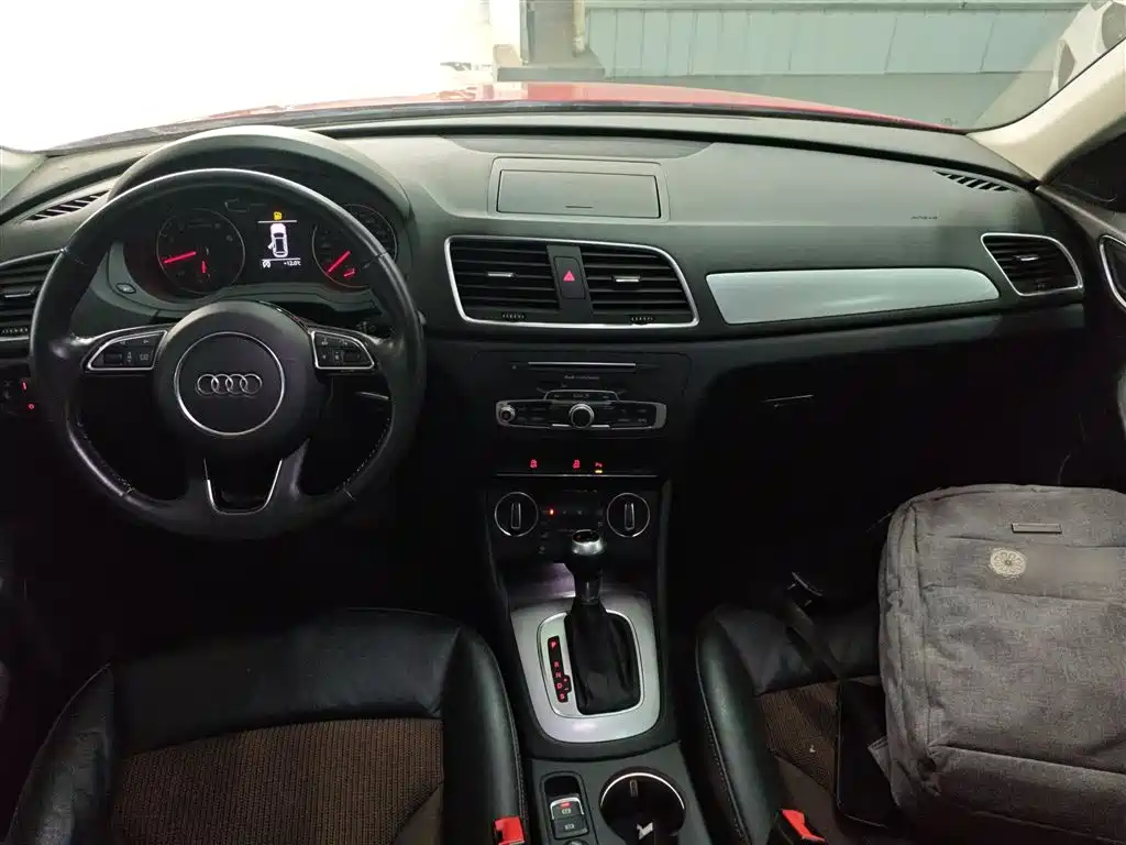 Audi Q3 2018 30th Anniversary Edition 30 TFSI Fashion фото 10