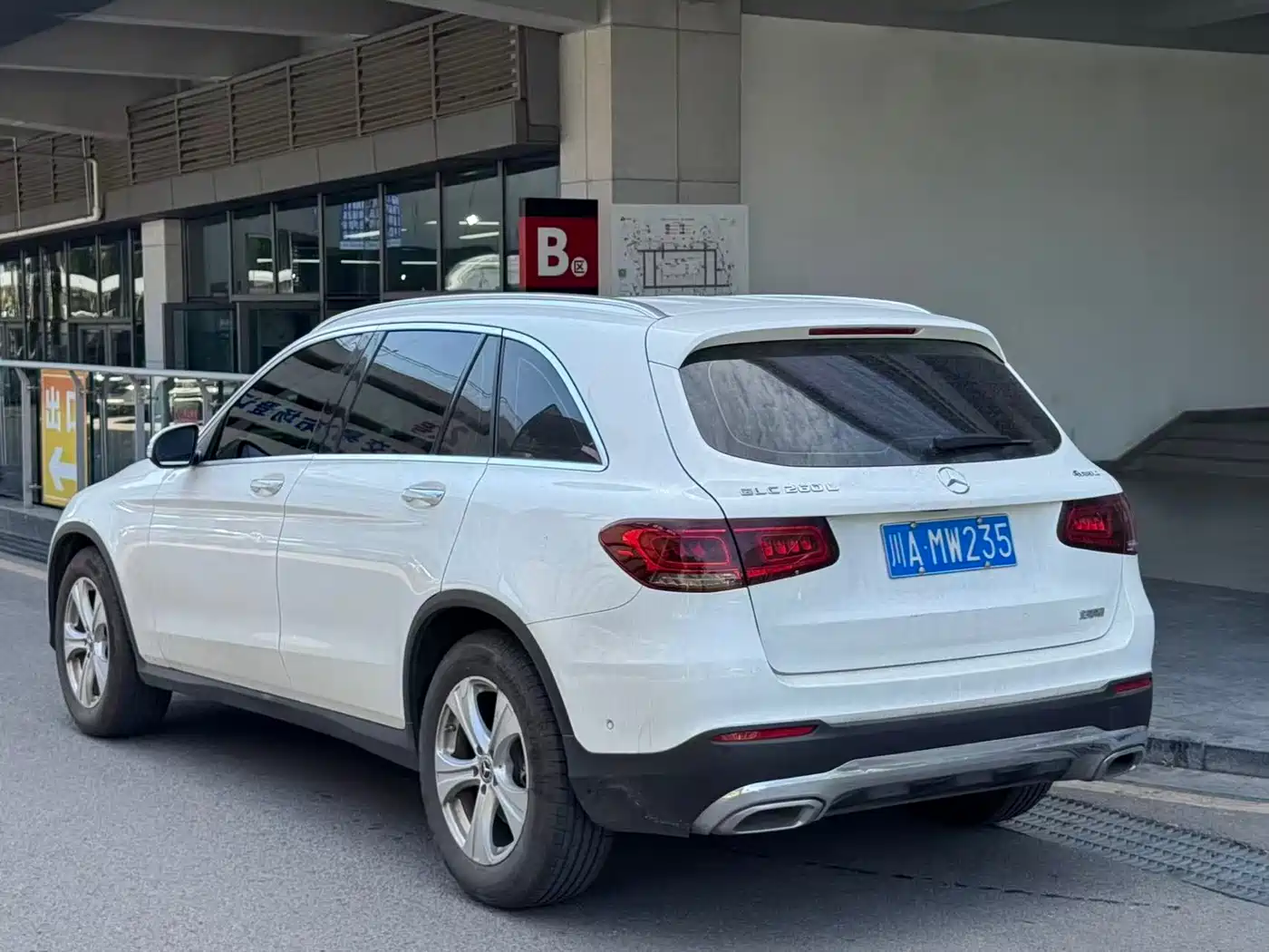 Mercedes-Benz GLC 2020 GLC 260 L 4MATIC Dynamic фото 4