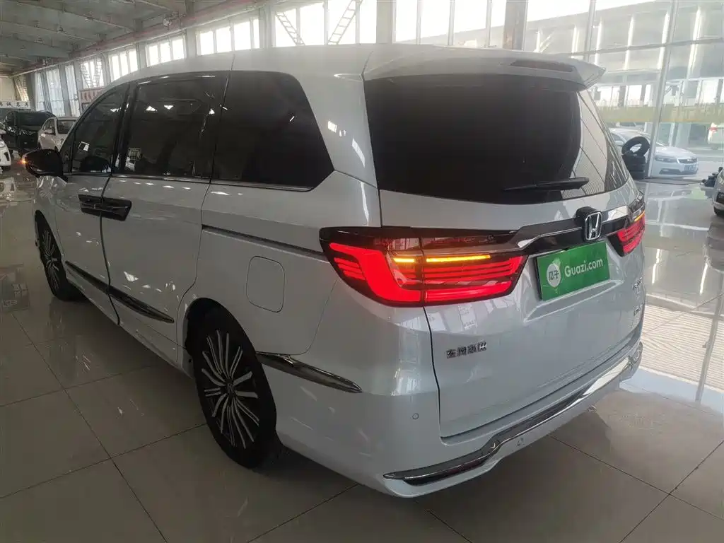 Honda Elysion 2024 2024 2.0L e:HEV Luxury Edition