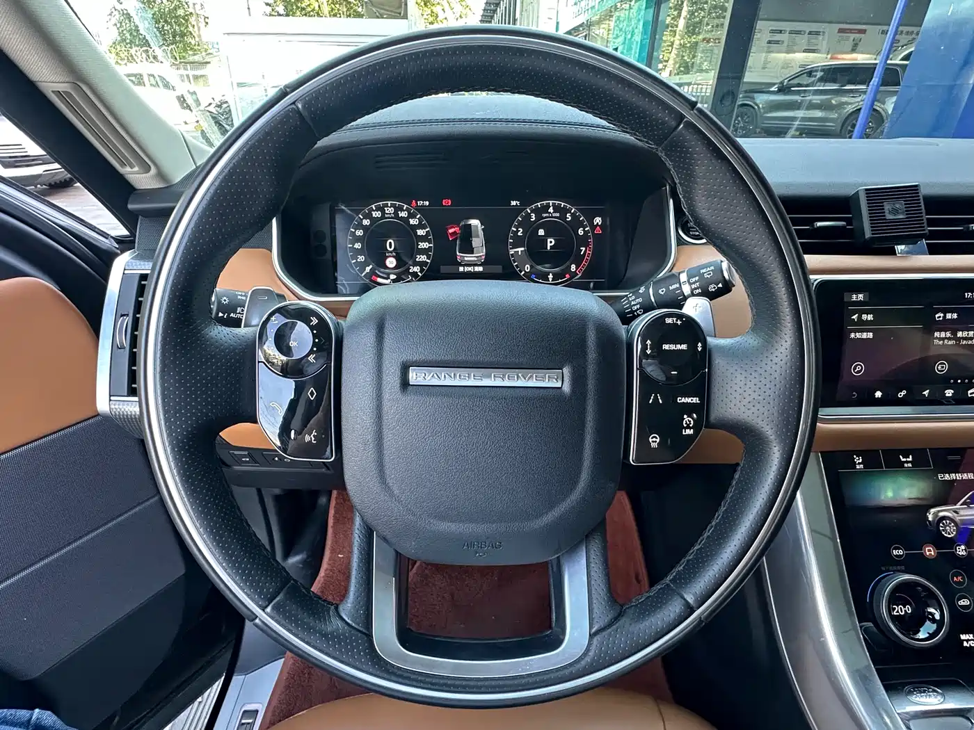 Land Rover Range Rover Sport 2021 3.0 L6 Gloss Black Edition фото 8