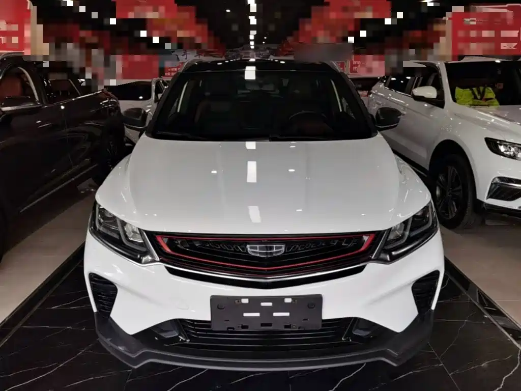 Фото 3 - Geely Binyue
