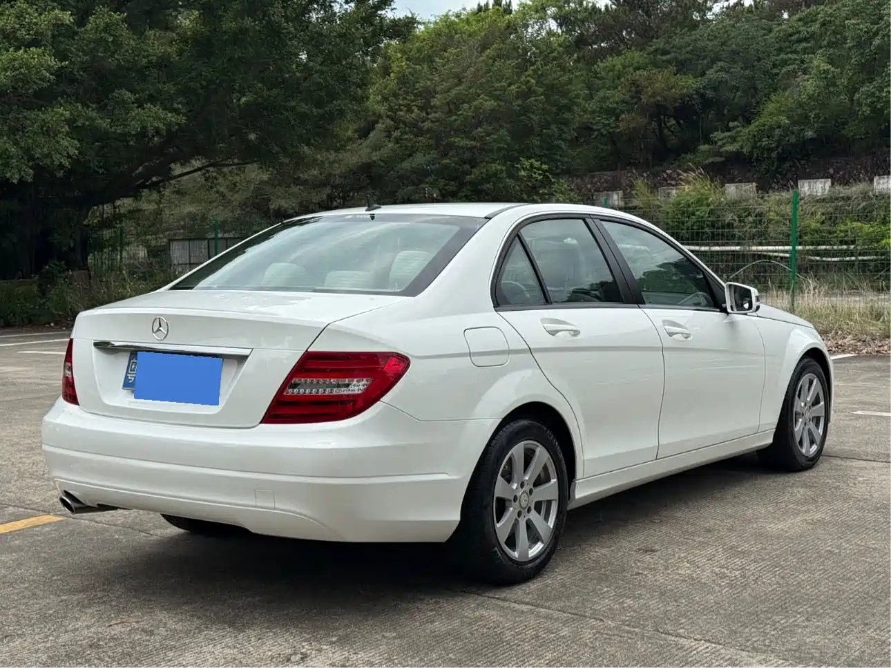 Mercedes-Benz C-Class 2013 C 180 Classic Grand Edition фото 21