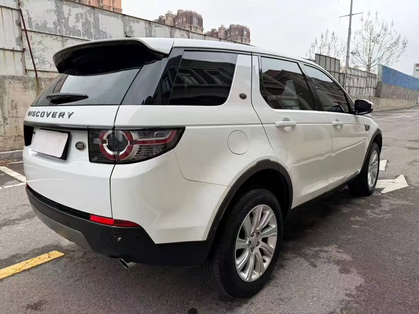 Land Rover Discovery Sport 2018 240PS SE Edition фото 14