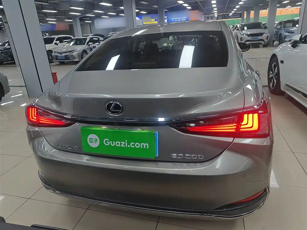 Lexus ES 2018 200 Excellence Edition China V фото 4