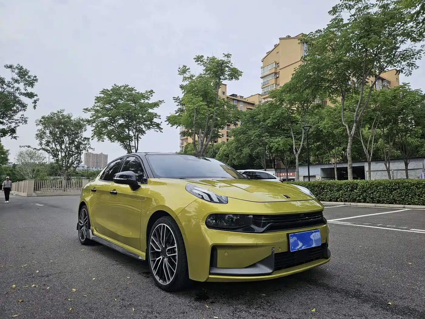 Lynk & Co 03 2020 03+ 2.0TD Auto Wind Master Edition фото 3