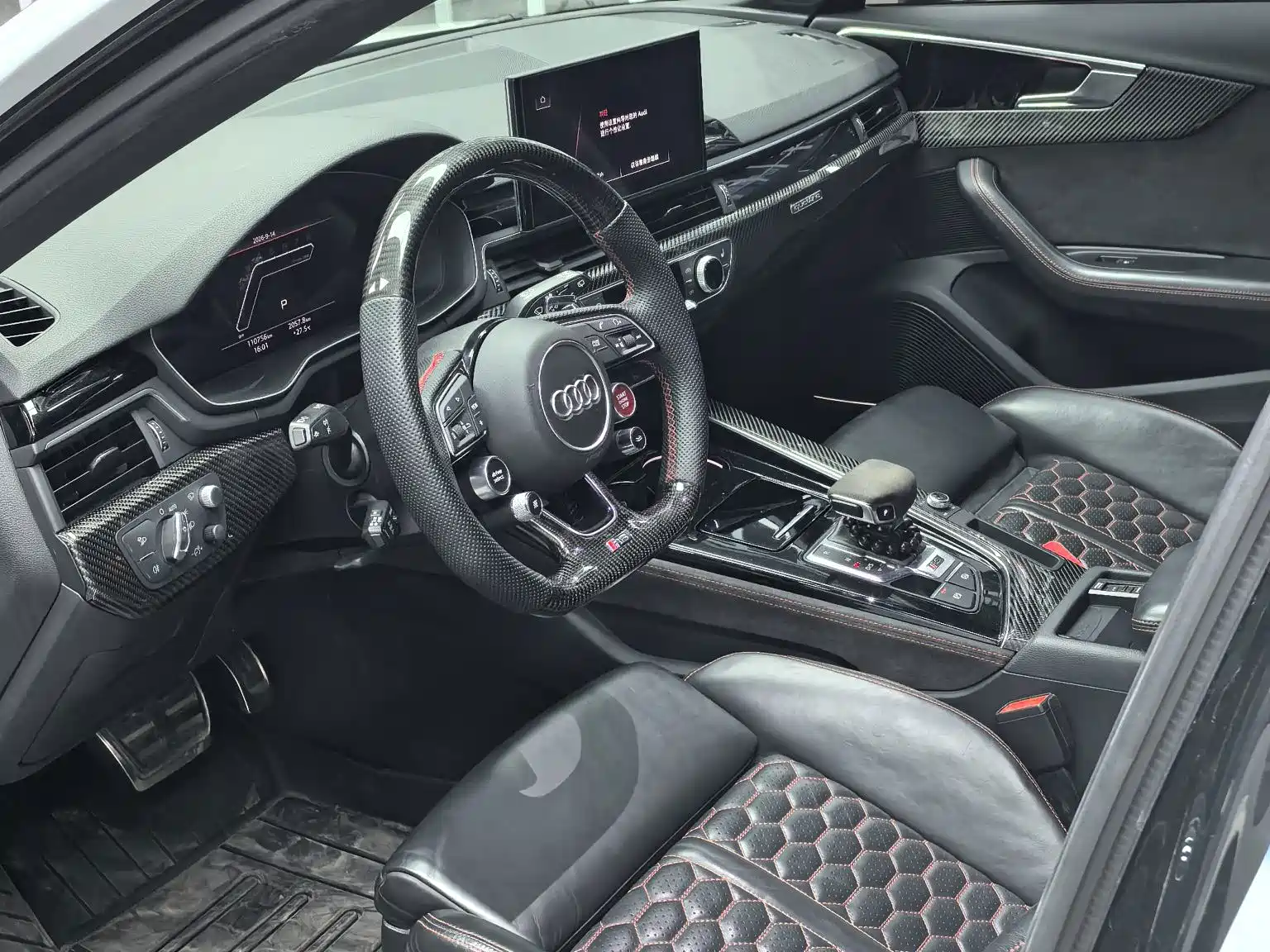 Фото 4 - Audi RS 4