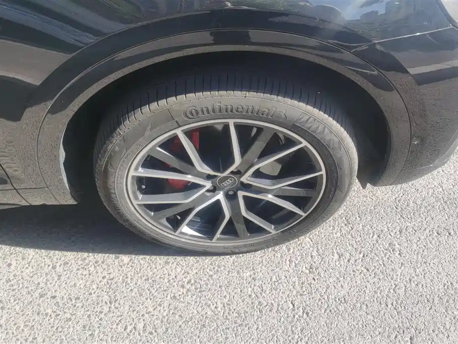 Audi Q5L 2025 45 TFSI Luxury Dynamic фото 5