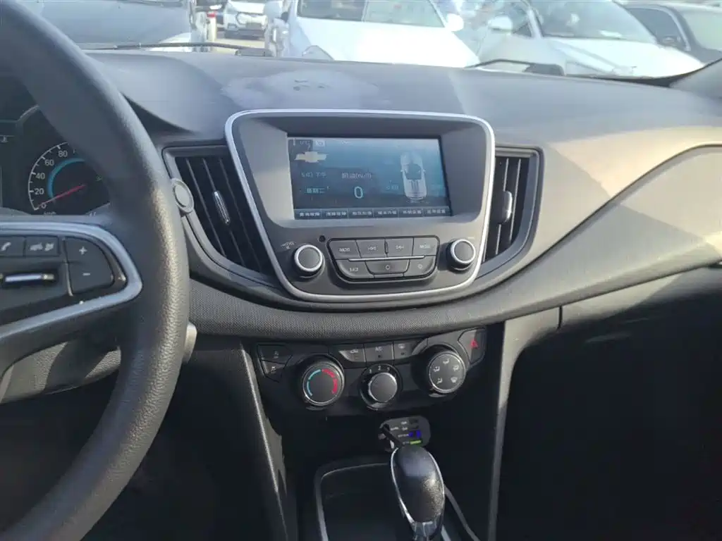 Chevrolet Cavalier 2016 1.5L Automatic Delight Edition фото 13