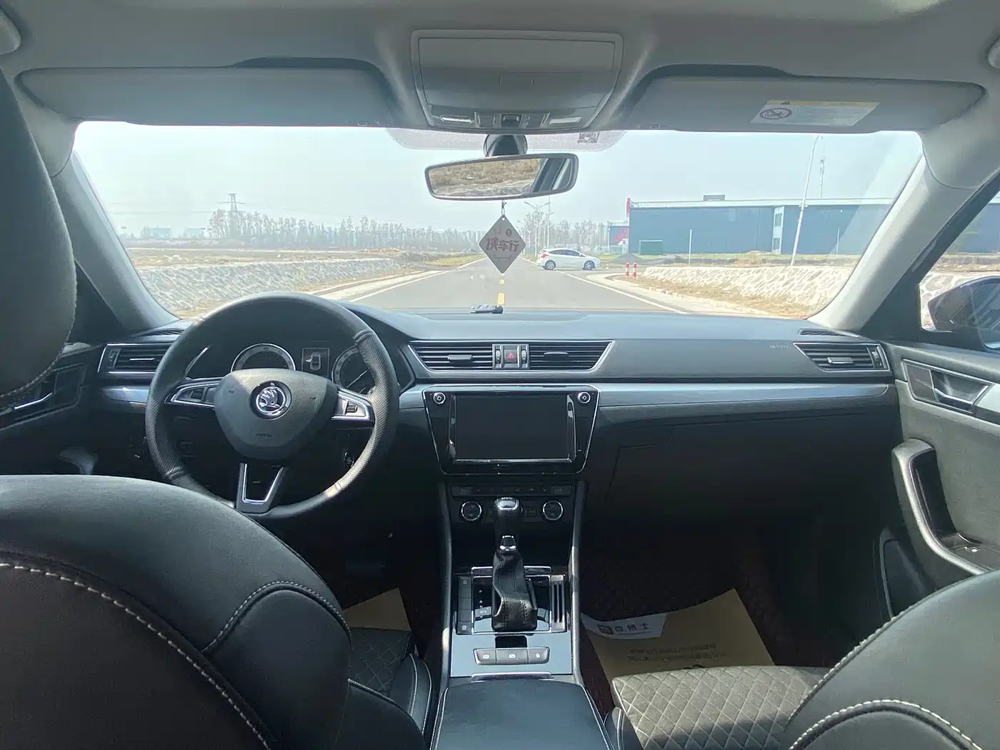 Škoda Superb 2018 TSI280 DSG Comfort (China V) фото 11