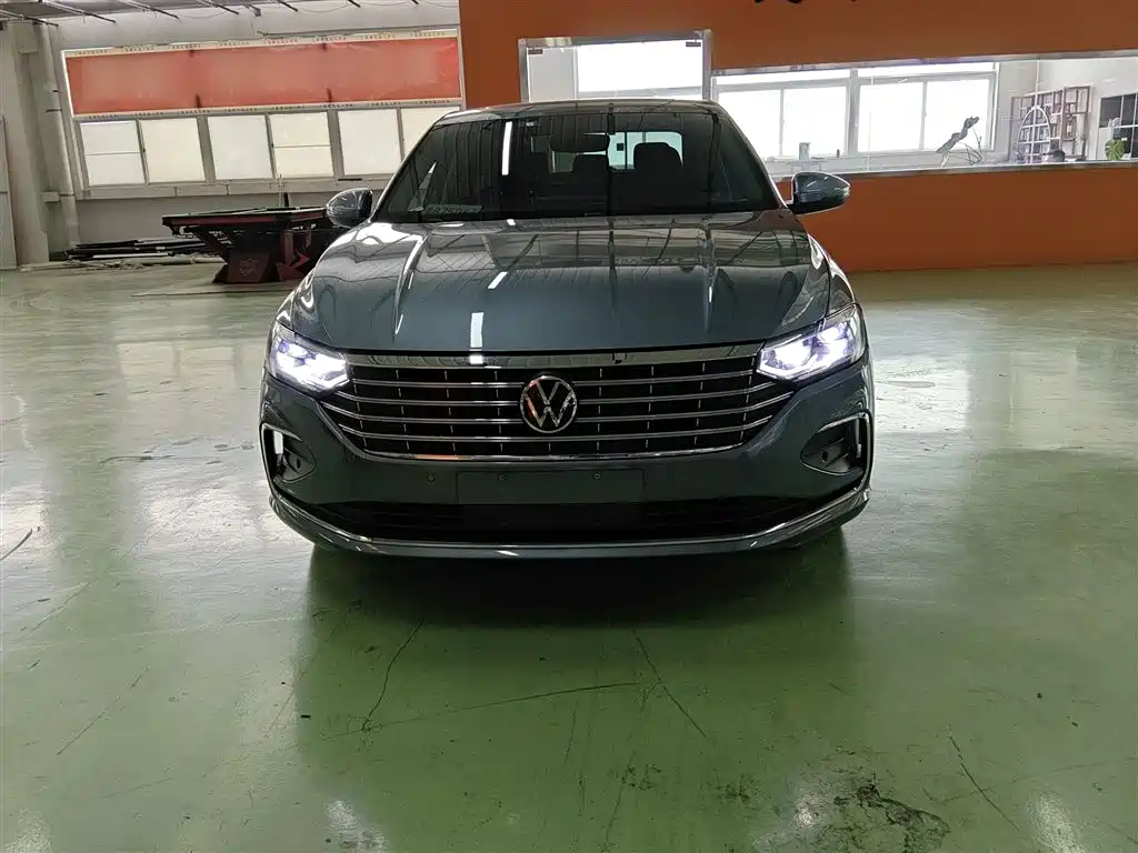 Volkswagen Lavida 2023 Model 280TSI DSG Eternal Edition фото 3