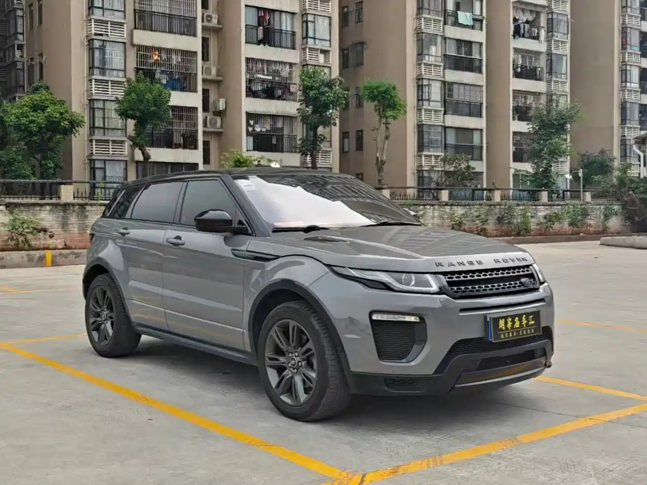 Land Rover Range Rover Evoque 2018 240PS Moraine Lake Blue Limited Edition фото 3