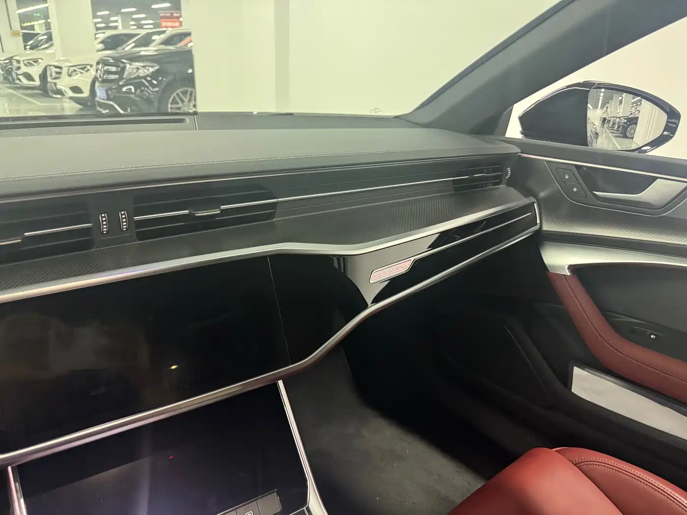 Audi A7L 2024 45TFSI S-line Dream Edition Crystal Package фото 6