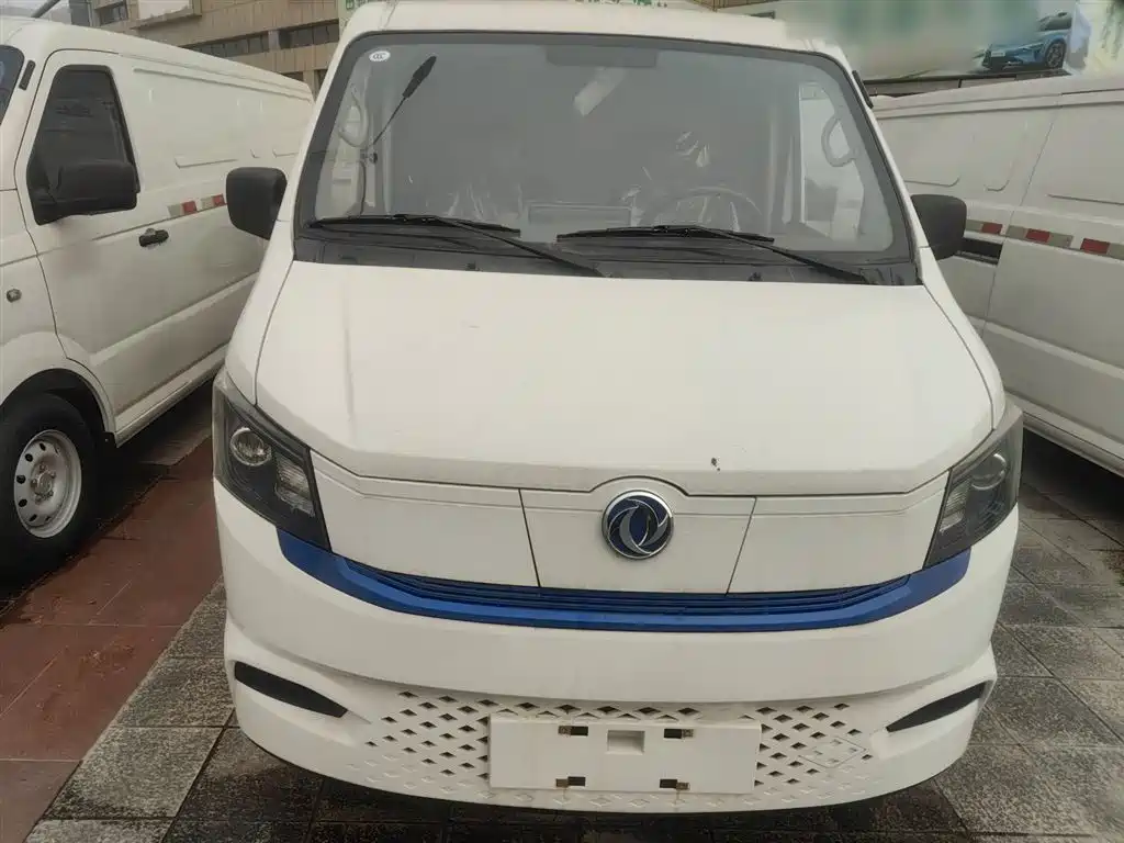2025 Dongfeng Yufeng EM27