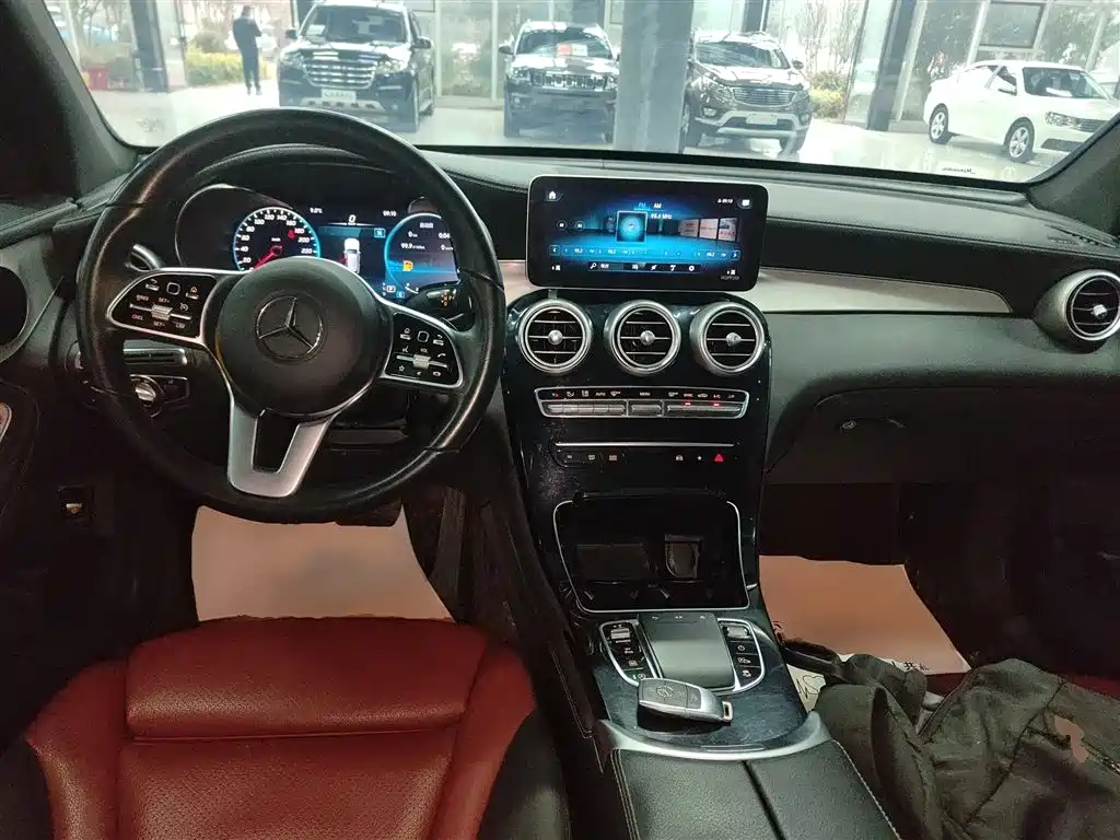 Mercedes-Benz GLC 2020 GLC 260 L 4MATIC Luxury фото 10