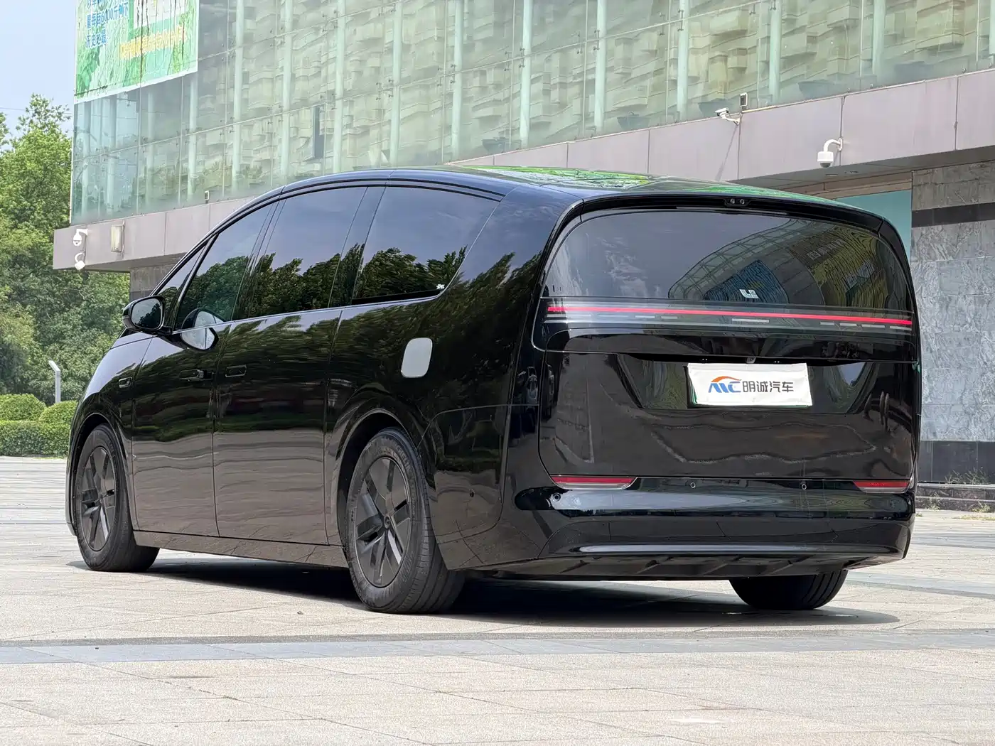 Li Auto MEGA 2025 2024 Ultra