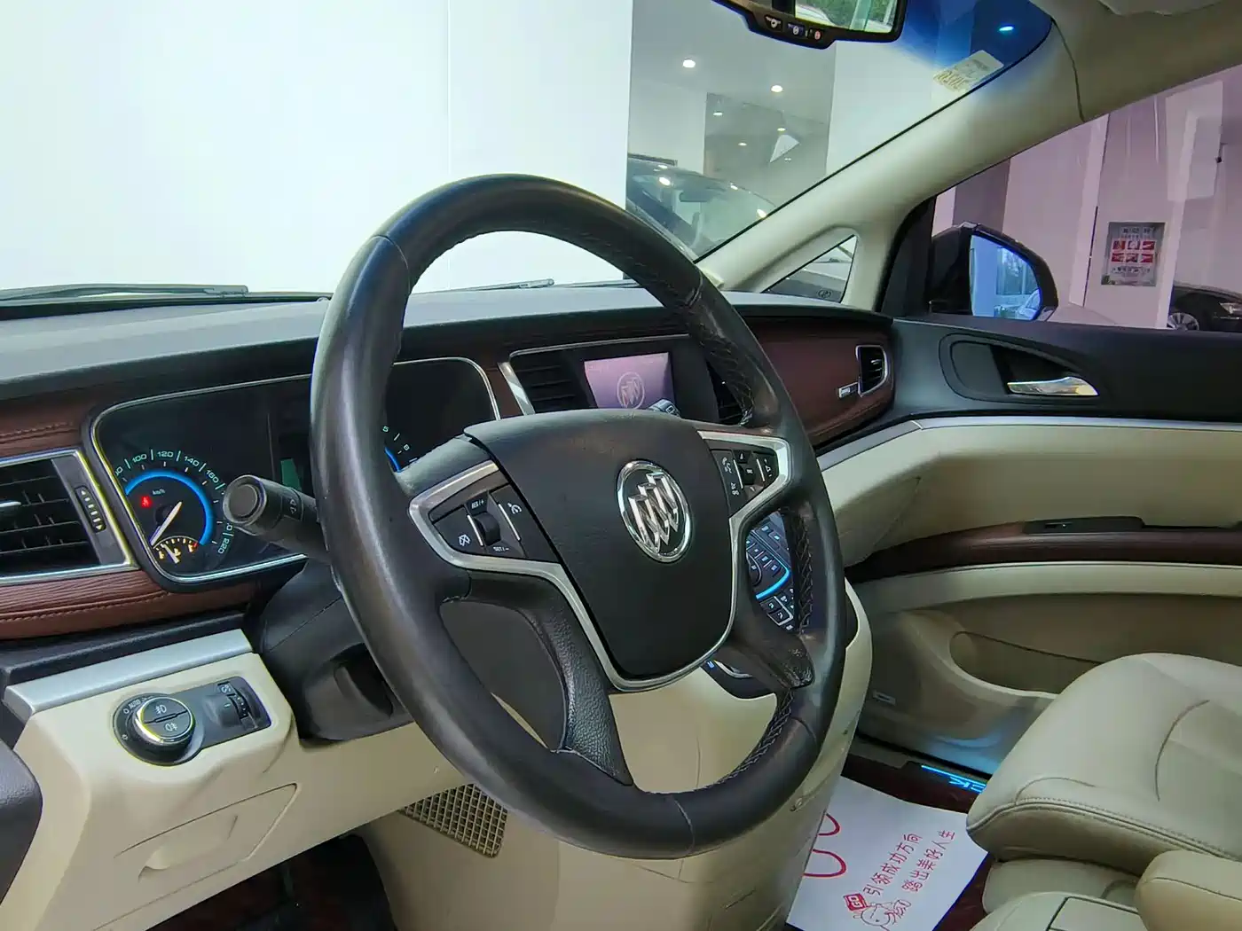 Buick GL8 2014 3.0L XT Luxury Business Flagship фото 12