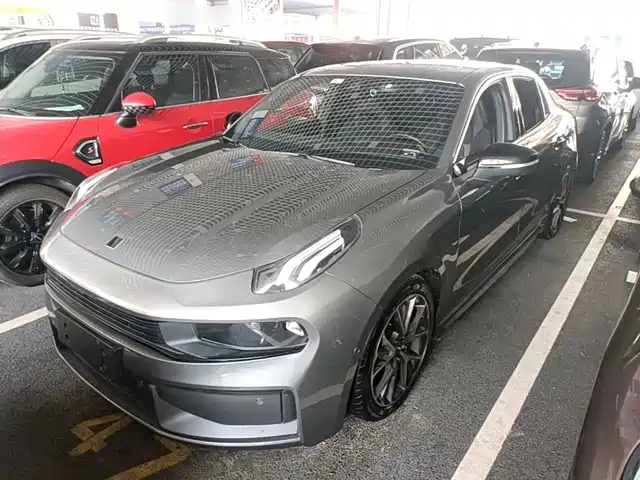 Lynk & Co 03 2.0TD, Автомат, Драйв, Чемпион