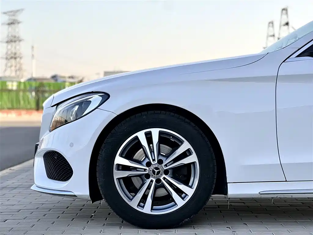 Mercedes-Benz C-Class 2018 C 200 L Sport Edition фото 6