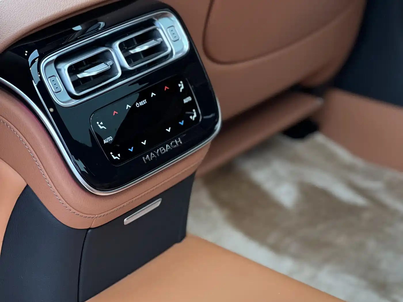 Mercedes-Benz Maybach S-Class 2023 S 480 4MATIC фото 14