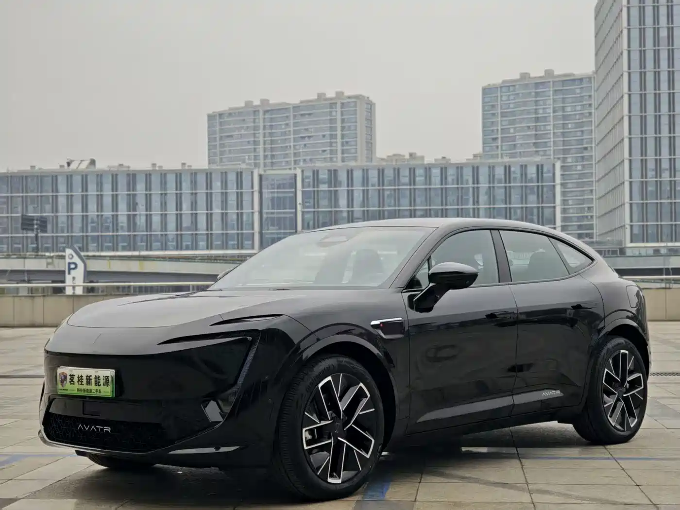AVATR AVITA 11