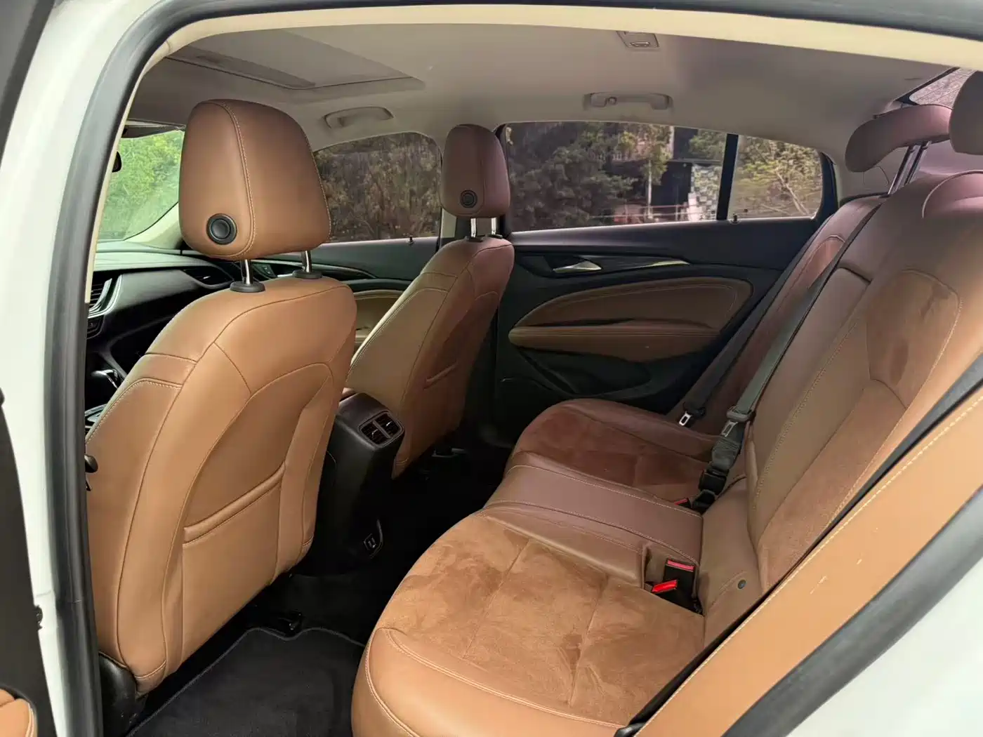 Buick Regal 2019 20T Elite China VI фото 6
