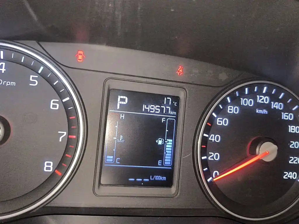 Kia KX3 Smart Run 2015 1.6L Automatic 2WD DLX фото 5