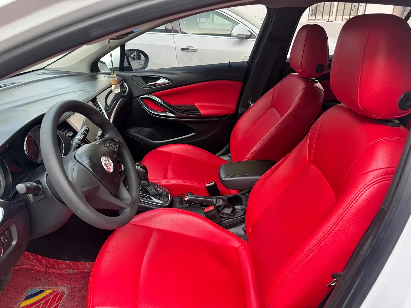 Buick Verano 2016 Hatchback 15S Auto Progressive фото 9