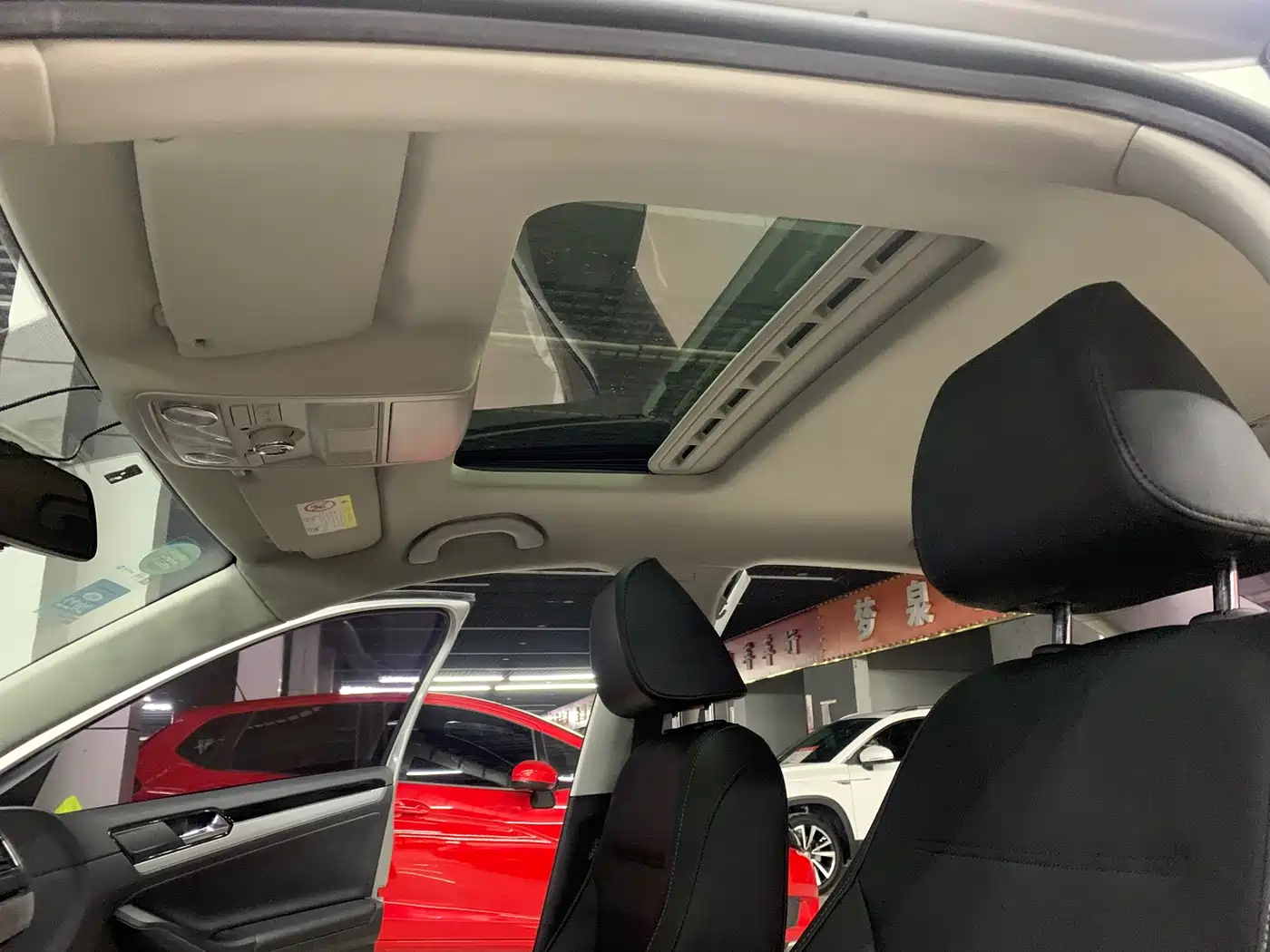 Volkswagen Sagitar 2018 280TSI DSG Comfort фото 7