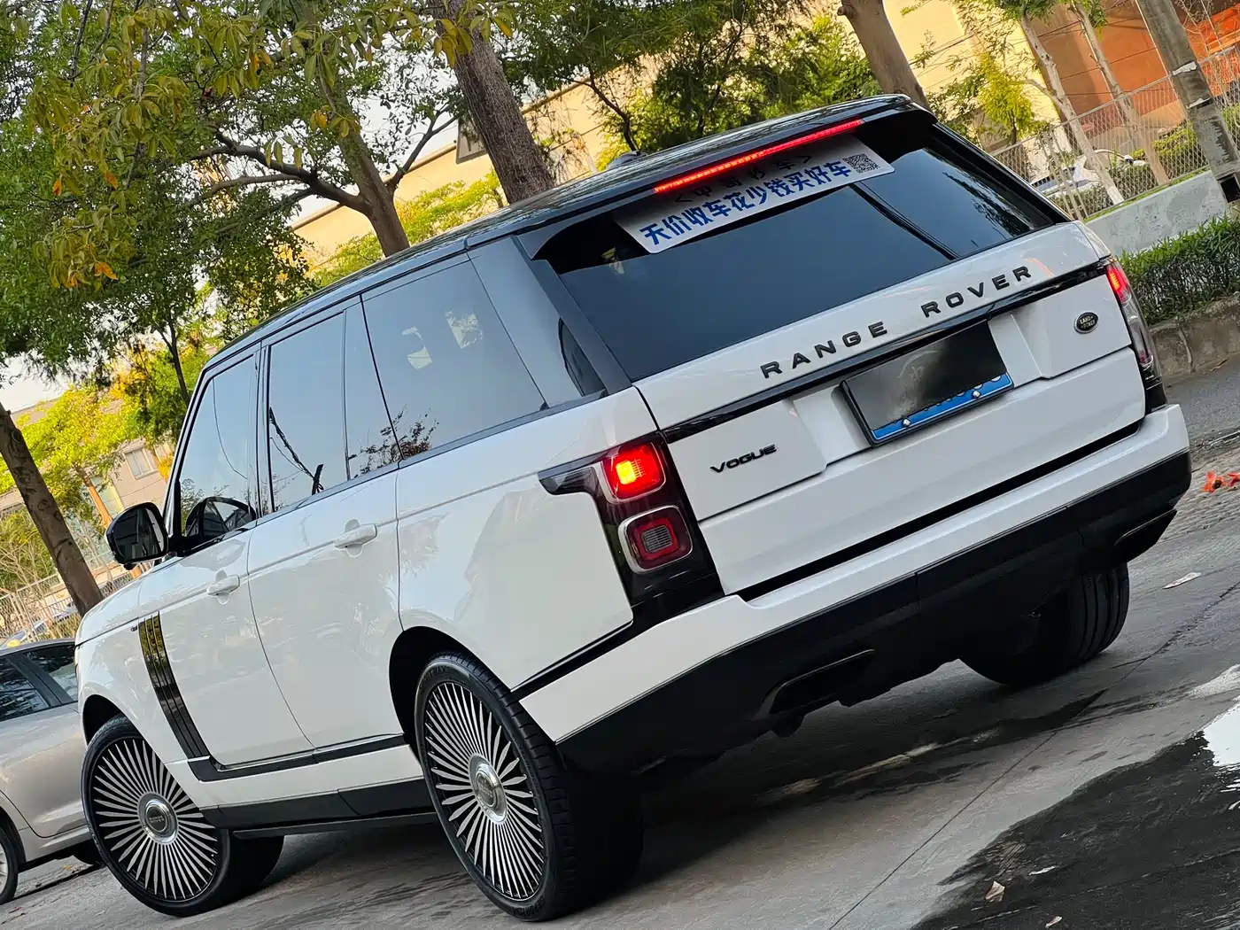 Фото 6 - Land Rover Range Rover