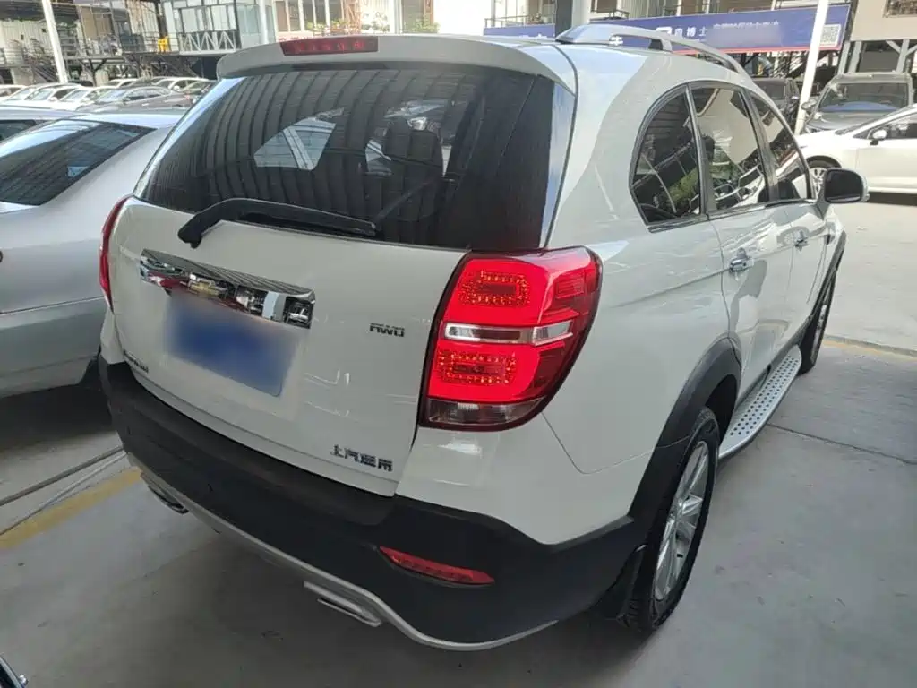 Chevrolet Captiva 2016 2015 2.4L AWD Flagship 7-Seater