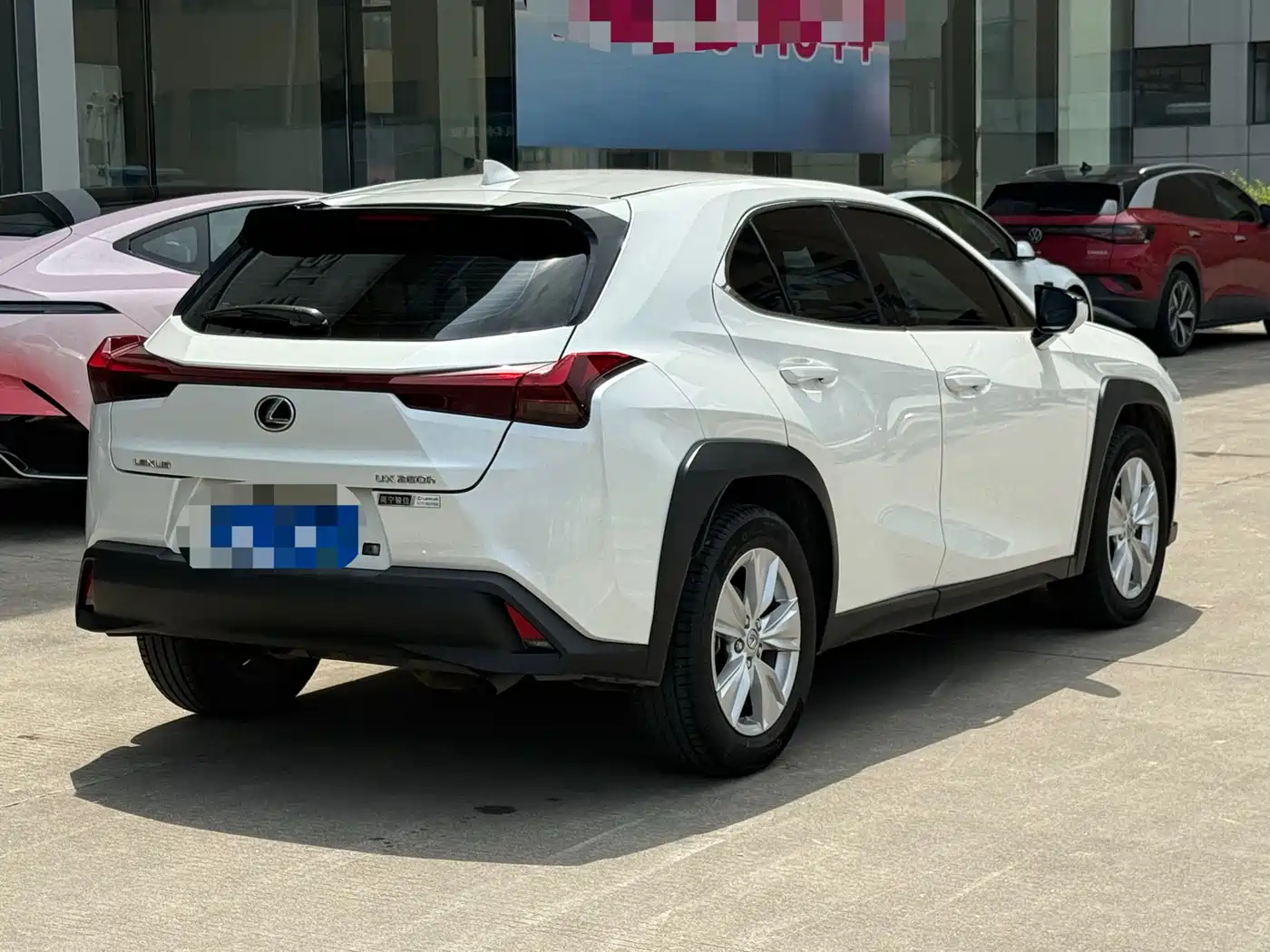 Lexus UX 2022 260h Cool Edition фото 8